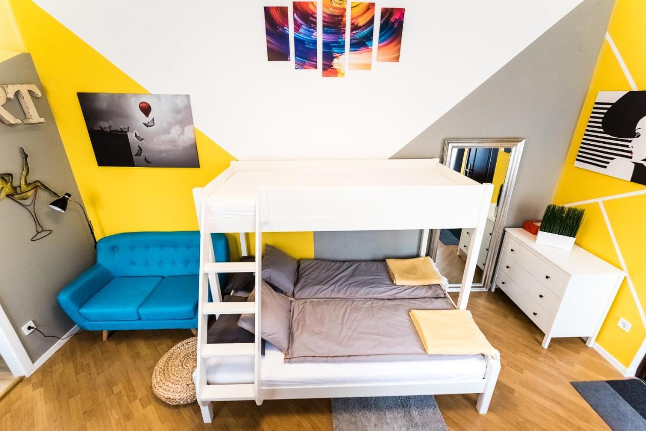 Miniart-carefully Designed-stylish-danube-vaci Str Apartament *